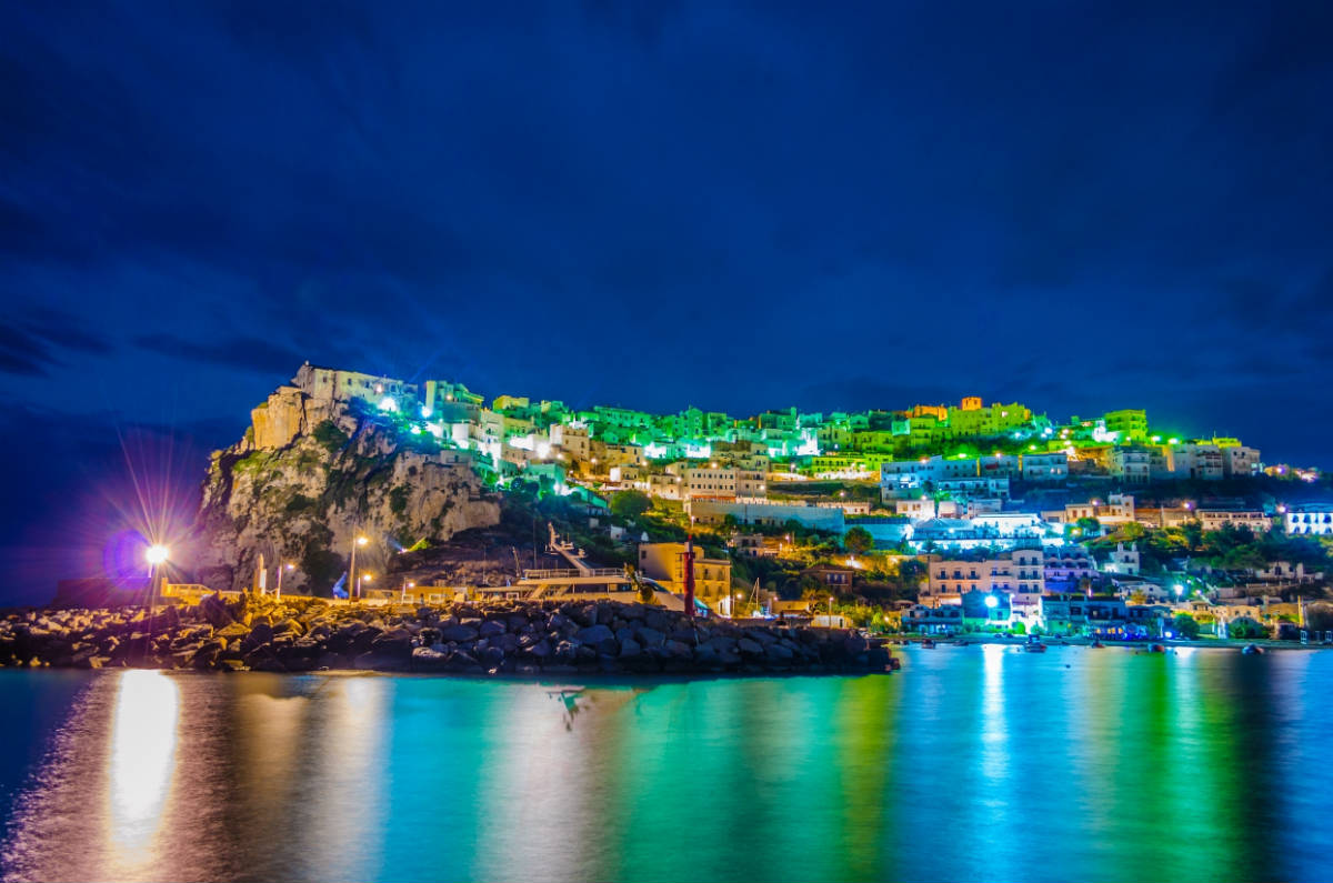 102.1 Peschici - By Night